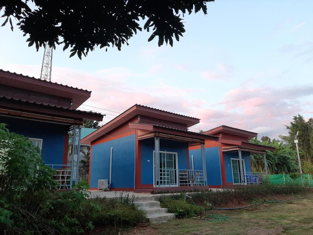 Phu Chaem House Hotel Mae Chaem Exterior photo